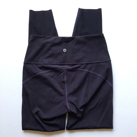 lululemon Anew Tight in Black Grape Size 6 - Picture 2 of 8